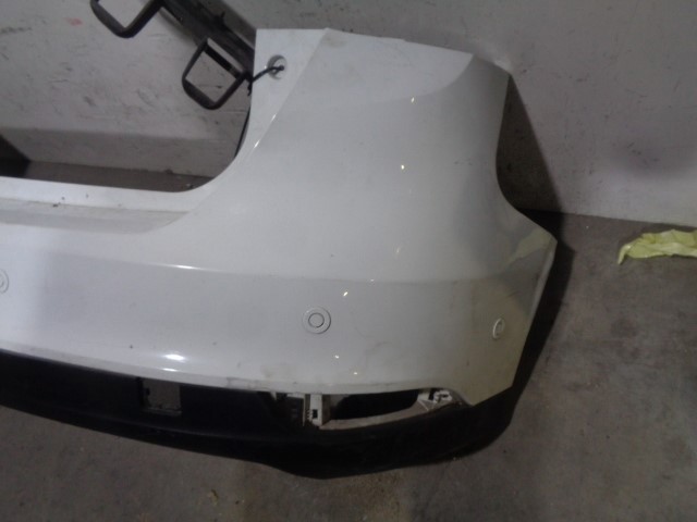 FORD 1877243 Parachoques trasero  en stock Salamanca