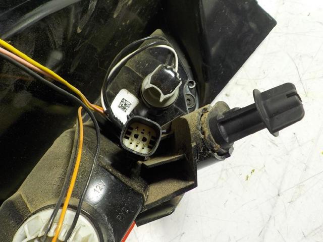1893908 FORD Piloto trasero derecho comprar Alcalá