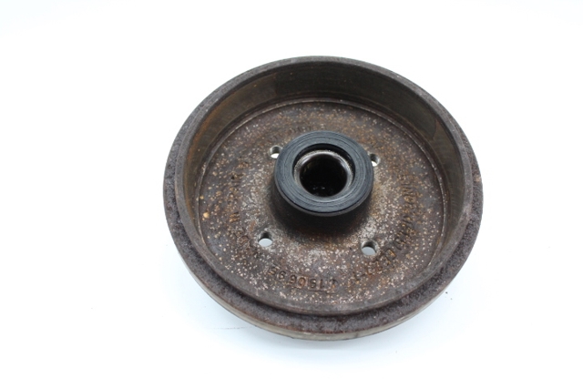 VAG 191501615B Tambor de freno trasero  disponible España