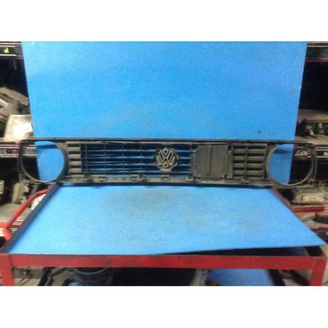 Calandra 191853653C VAG