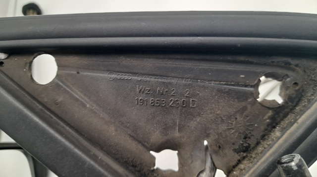 VAG 191857507A Espejo retrovisor izquierdo  disponible Valladolid