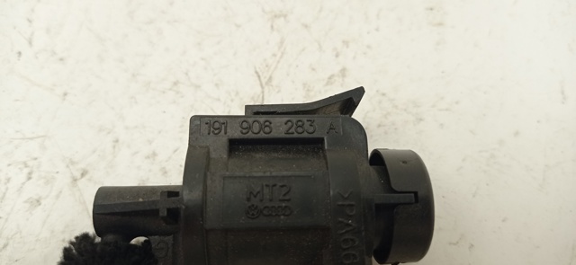 VAG 191906283A Válvula de solenoide de control de mariposa EGR  disponible Valladolid
