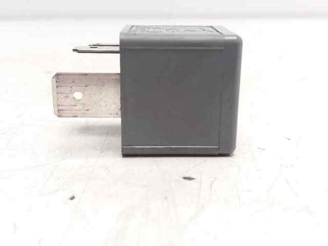 191906383C VAG Relé de bomba eléctrica de combustible  en stock Córdoba