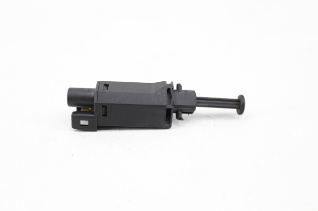 VAG 191945515B Interruptor de luz de freno  en stock Valencia