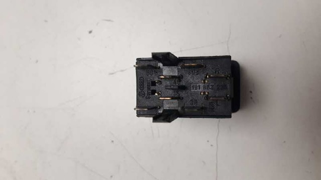 VAG 191953235 Boton de luz de emergencía comprar Barcelona