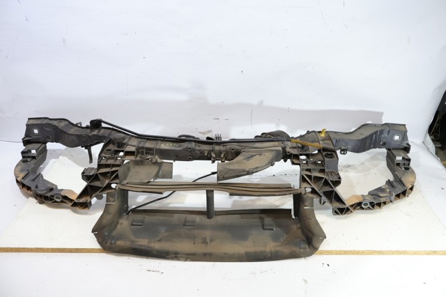 Soporte de radiador  Ford Focus III hatchback comprar en España