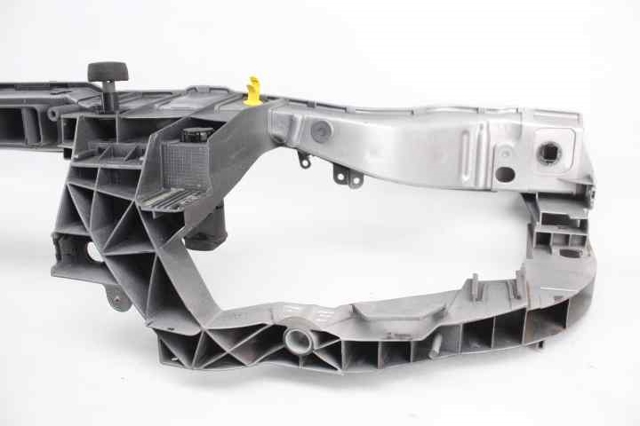 FORD 1926039 Soporte de radiador  en stock Terrassa