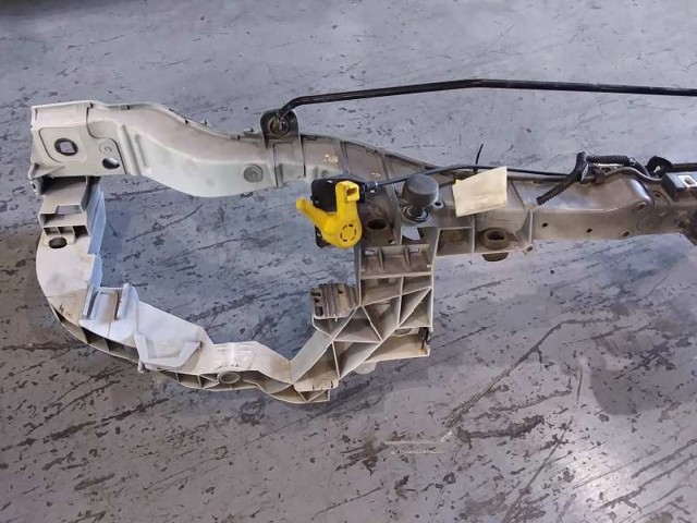 1926039 FORD Panel de soporte del radiador y montaje de faros  disponible Ourense