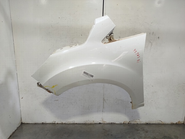 Aleta delantera izquierda para Ford C-Max  (CB7)
