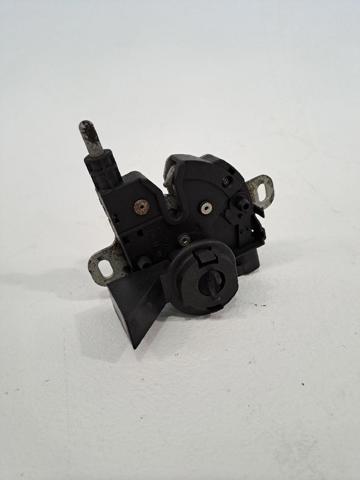 1930055 Cerradura de tapa de maletero  disponible Málaga