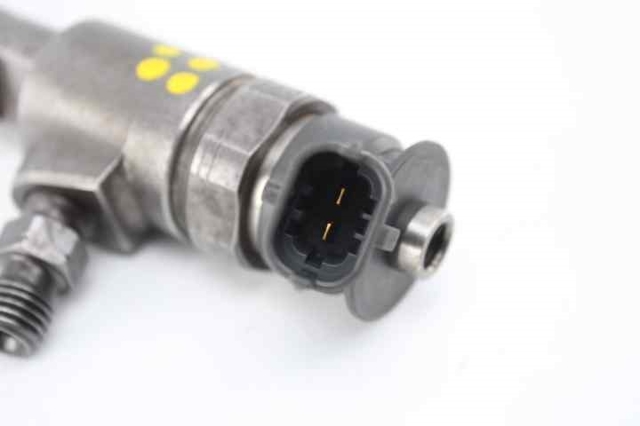 1980EJ PEUGEOT Inyector de combustible  disponible Ourense