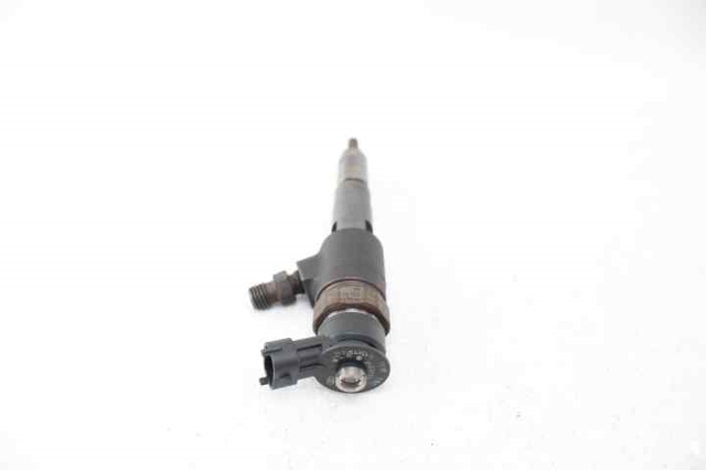 1980K2 Inyector de combustible  disponible Burgos