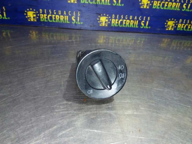VAG 1C0941531A Interruptor de luces en el tablero  en stock Salamanca
