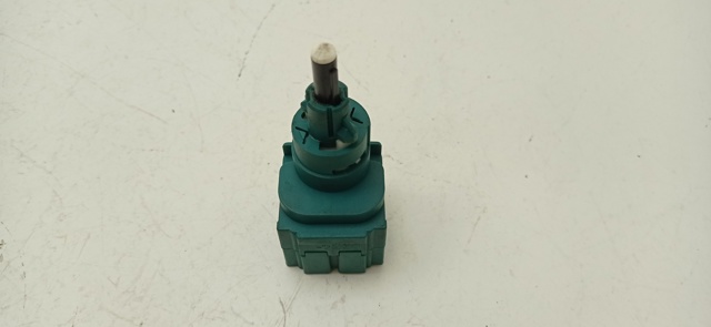 VAG 1C0945511A Interruptor de luz de freno  en stock Valencia