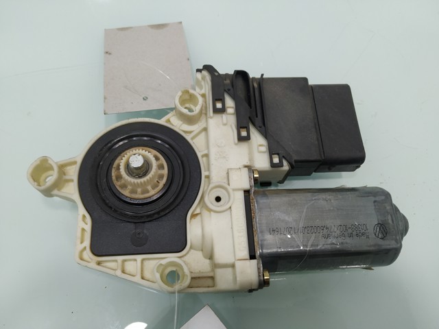 1C0959812A VAG Motor del elevalunas de la puerta trasera derecha  disponible Vigo