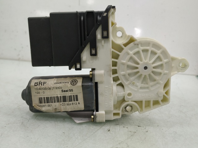 VAG 1C0959812A Motor del elevalunas de la puerta trasera derecha  comprar en Murcia