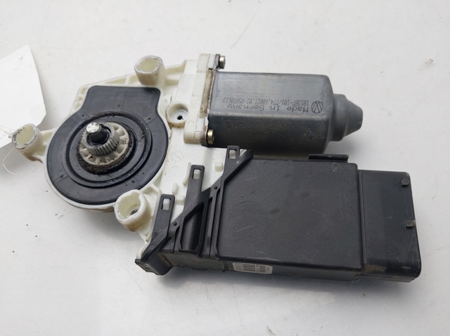 1C1959801A Motor del elevalunas de la puerta delantera izquierda  disponible Utrera