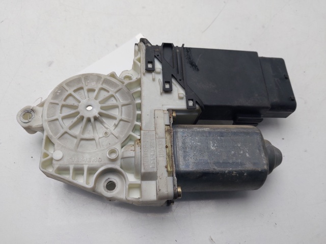 VAG 1C1959801A Motor del elevalunas de la puerta delantera izquierda  comprar en Albacete