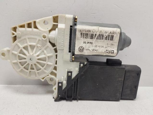 1C1959802A Motor del elevalunas de la puerta delantera derecha  en stock Castellón