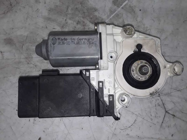 VAG 1C1959802A Motor del elevalunas de la puerta delantera derecha  comprar en Ponferrada