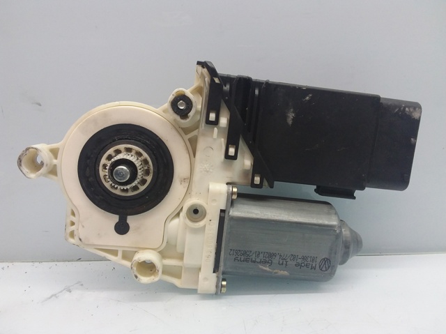 1C1959802A VAG Motor del elevalunas de la puerta delantera derecha comprar Madrid