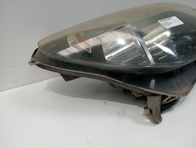 1EG27037002 Faro derecho  en stock Sabadell
