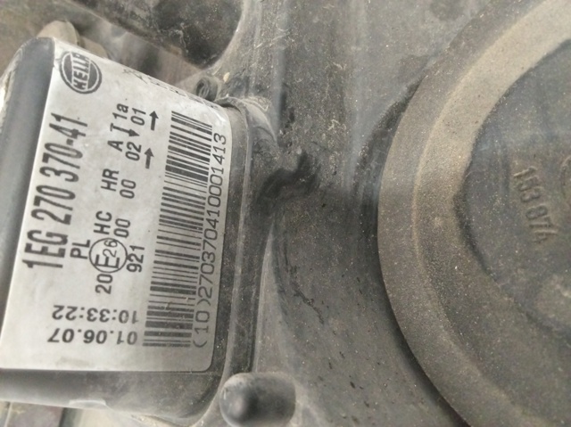 1EG27037041 Faro derecho comprar Girona
