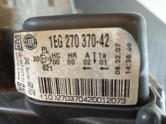 Luz derecha 1EG27037042 OPEL