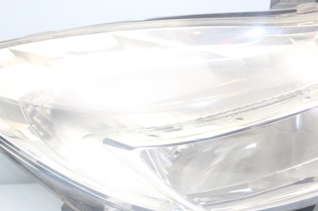 1EJ00963002 Faro derecho comprar Girona