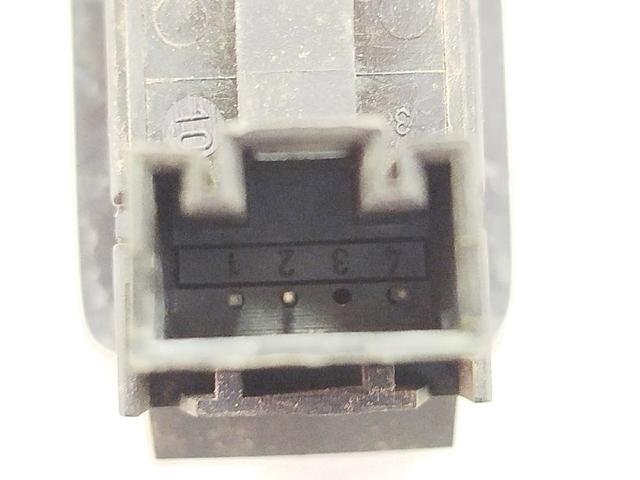 1F0959527 Módulo de control del elevalunas trasero derecho  en stock Granada