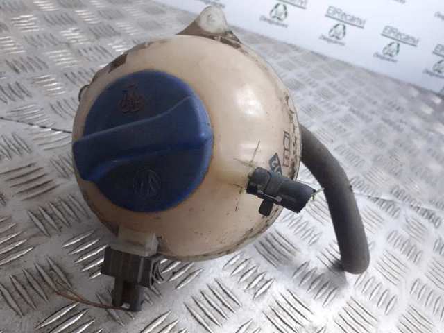 Botella de refrigeración Volkswagen Polo 2 86C