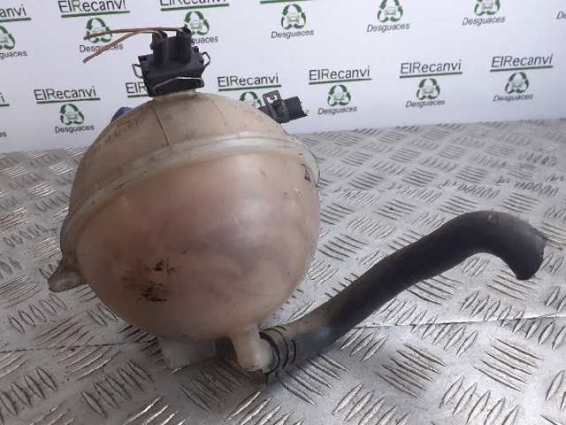 Botella de refrigeración Volkswagen Polo 2 86C