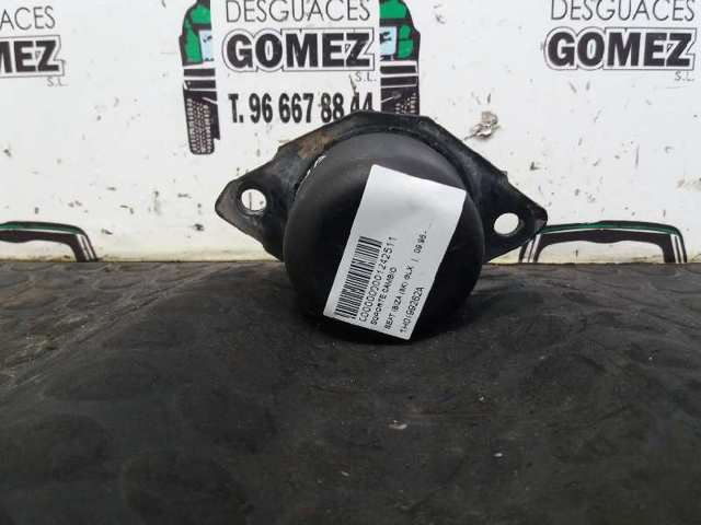 Soporte trasero derecho del motor 1H0199262A VAG