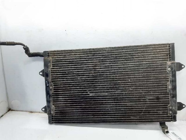 Condensador / radiador  aire acondicionado para volkswagen golf iii 1.9 tdi 1z 1H0820413