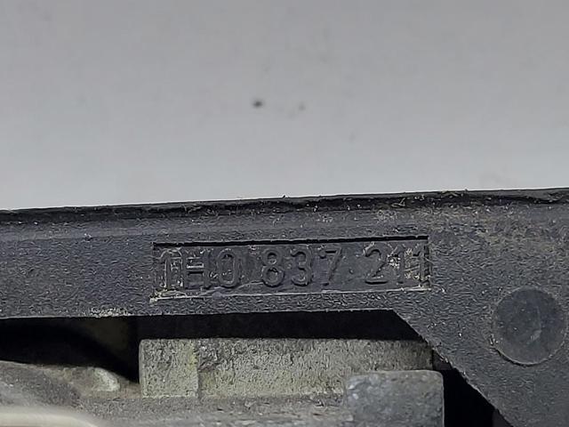 1H0837211 VAG