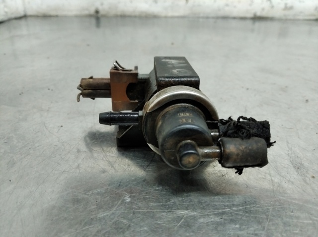 1H0906627 VAG Válvula solenoide de control de presión de sobrealimentación  disponible Vigo