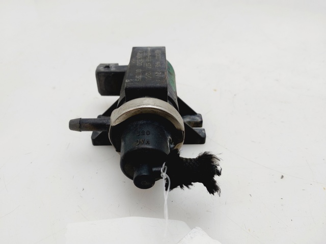 1H0906627 Válvula solenoide de control de presión de sobrealimentación  en stock Sabadell