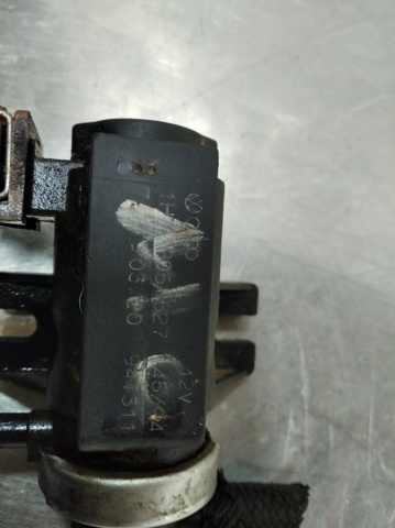 VAG 1H0906627 Válvula solenoide de control de presión de sobrealimentación  disponible España