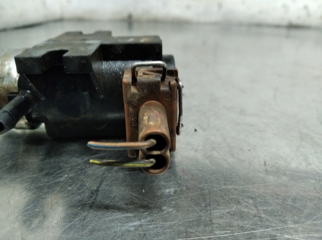 1H0906627 Válvula solenoide de control de presión de sobrealimentación  disponible Burgos