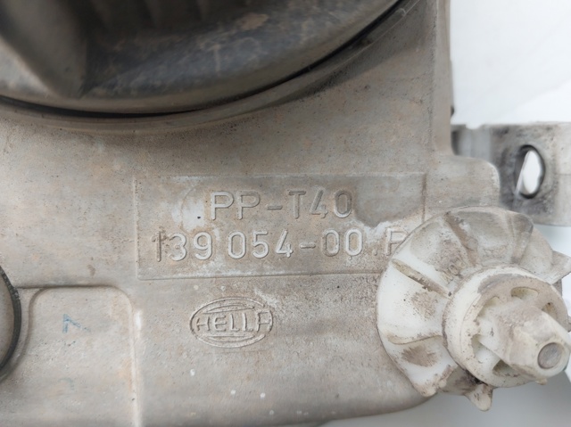 1H5941018H Faro derecho  en stock Sabadell