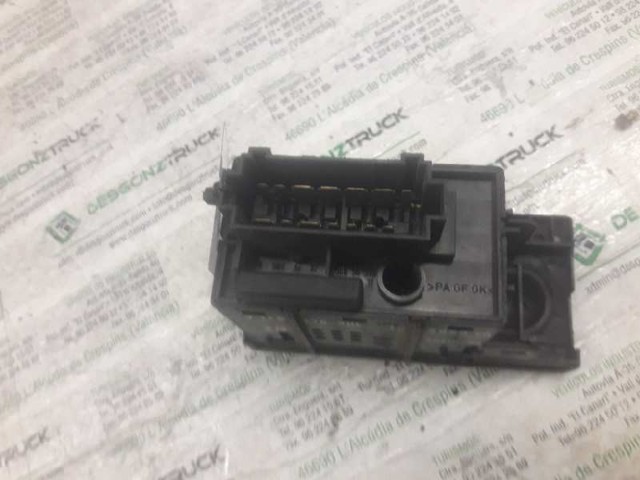 1H6941531A Interruptor de luces en el tablero  disponible Burgos