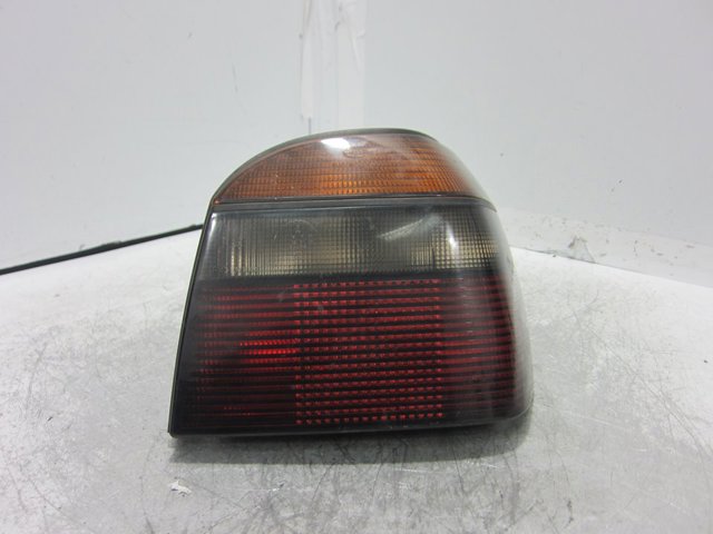VAG 1H6945112B Piloto trasero derecho  disponible Lugo