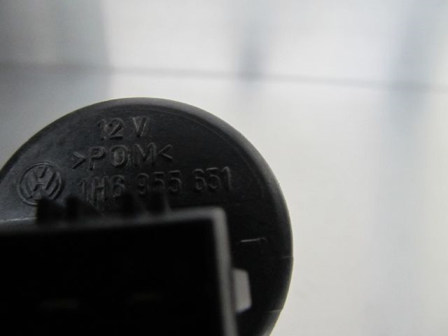 1H6955651 Motor de la bomba del lavaparabrisas delantero  comprar en Reus