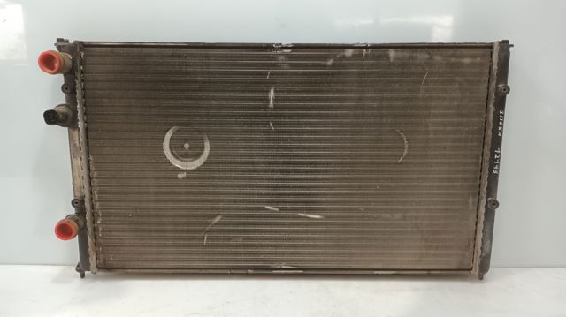 1HM121253D Radiador de refrigeración del motor  disponible Málaga