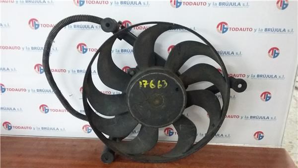 1J0121206D Soporte del motor del ventilador de refrigeración en el difusor comprar Almería