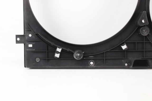 1J0121207 Difusor del radiador de refrigeración  disponible Málaga