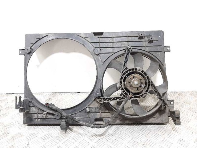 1J0121207M VAG Difusor del radiador de refrigeración  disponible Ourense