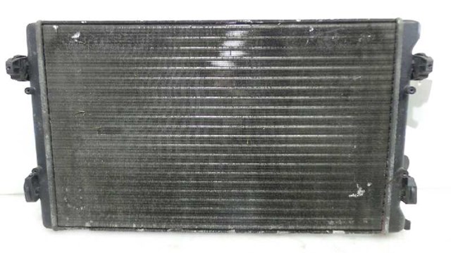 1J0121253 Radiador de refrigeración del motor  disponible Málaga