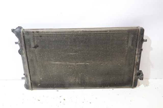 VAG 1J0121253AD Radiador de refrigeración del motor  disponible Valladolid