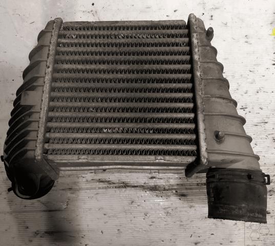 1J0145803G Intercooler  en stock Granada